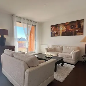 Homey Vintage - Hypercentre - Proche Gare Et Tram - Terrasse Privee - Wifi Gratuit Annemasse